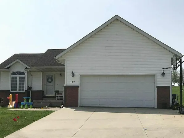 112 Court St, Victor, IA 52347