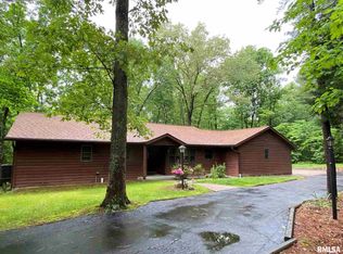 25 Pine Ridge Pl, Carbondale, IL 62902