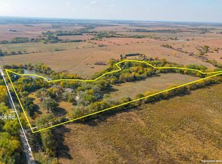 8635 S Rock Rd, Newton, KS 67114