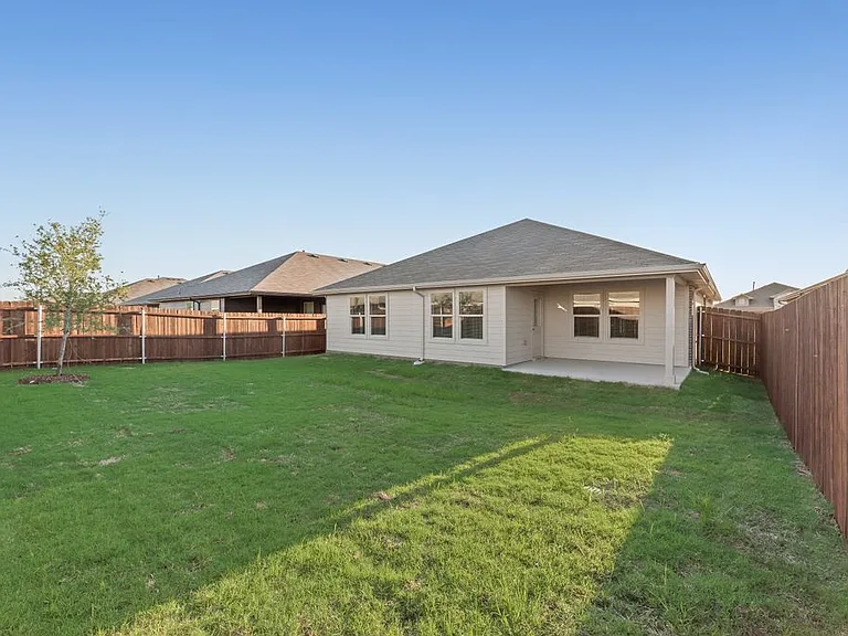 8556 Dunnstown Dr — Photo 18