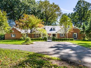 8121 N Illinois St, Indianapolis, IN 46260