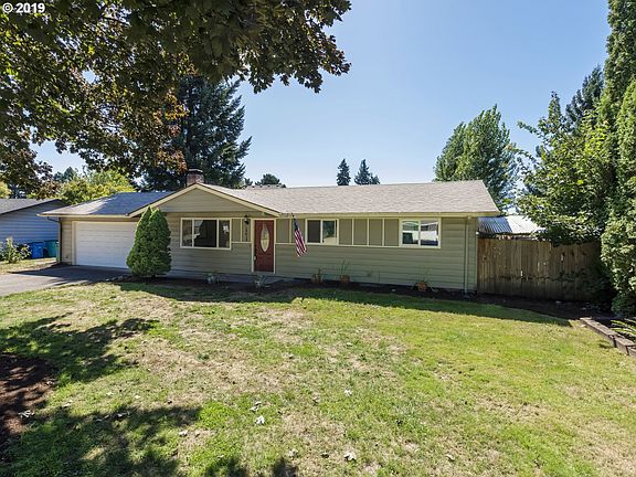 2nd image of 12615 NE 86th St