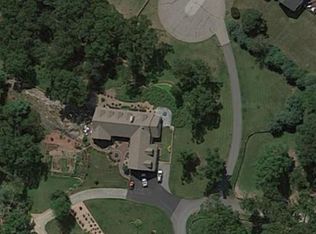 45 Joshua Rd, Wrentham, MA 02093