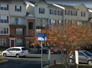 2492 Quick St APT 301, Herndon, VA 20171