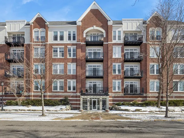 7753 Van Buren St Unit 211, Forest Park, IL 60130