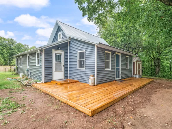 20881 160th Ave, Big Rapids, MI 49307