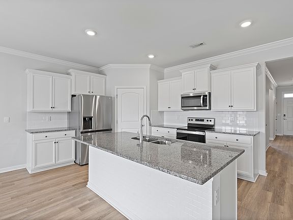 3rd image of 308 Castlepath Dr