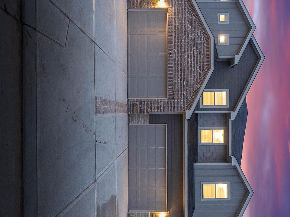 109 Wickersham. Unit A is on the left. Unit B is on the right.