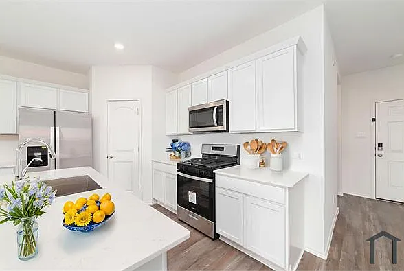 6007 Bella Breeze Dr — Photo 10