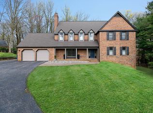 16 Belleview Dr, Severna Park, MD