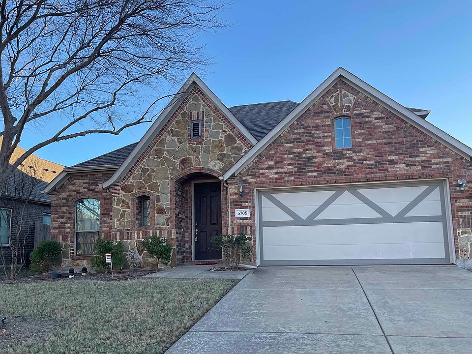 1st image of 5709 Centeridge Ln