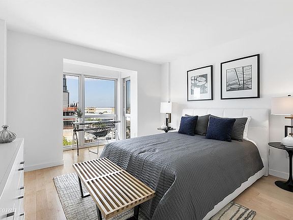 4th image of 253 4th Ave Unit 7A