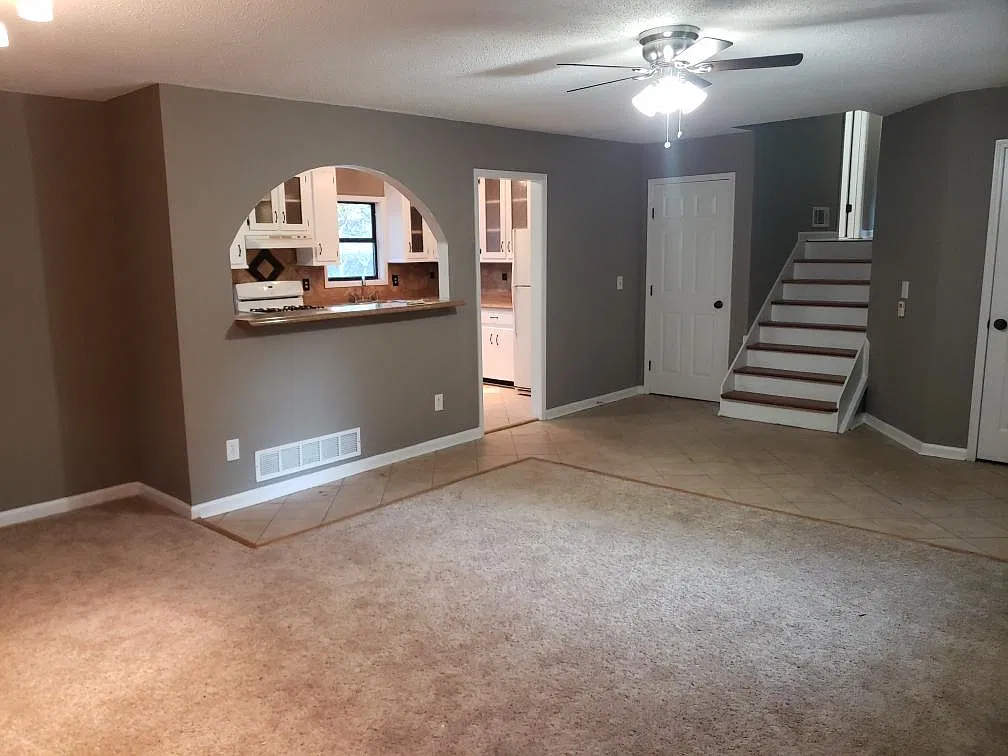 3 bed, 1890 sqft, $1,900 — Photo 4