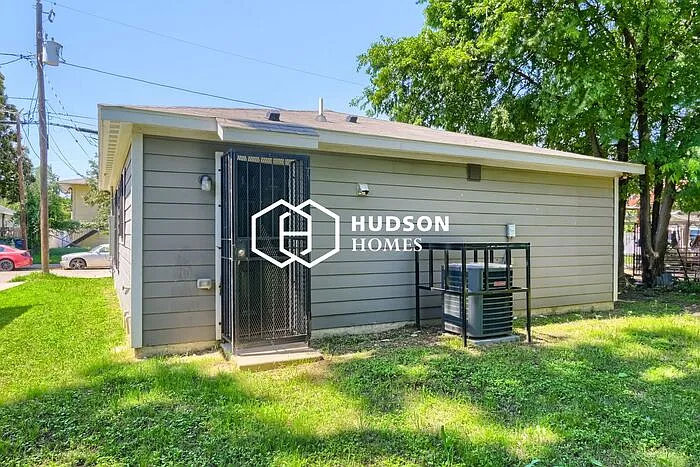 3408 Spring Ave — Photo 11