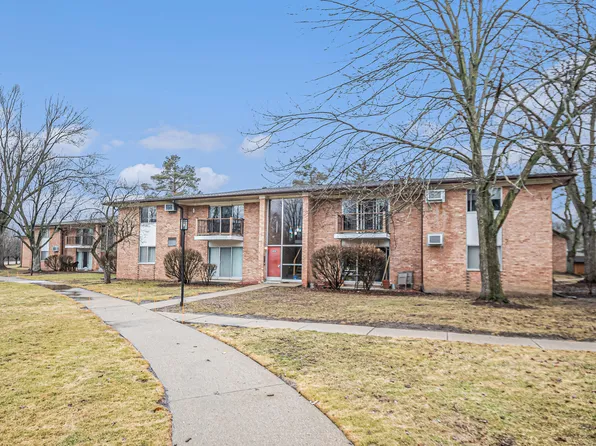 1217 Island Dr APT 203, Ann Arbor, MI 48105