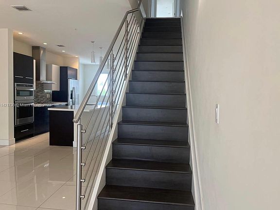 5th image of 10305 NW 63rd Ter APT 208