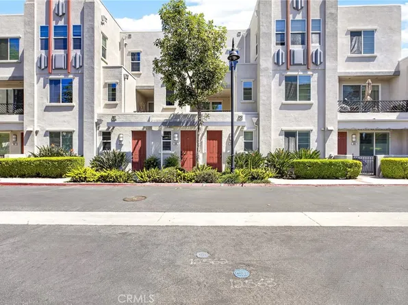 596 Katy Dr, Upland, CA 91786