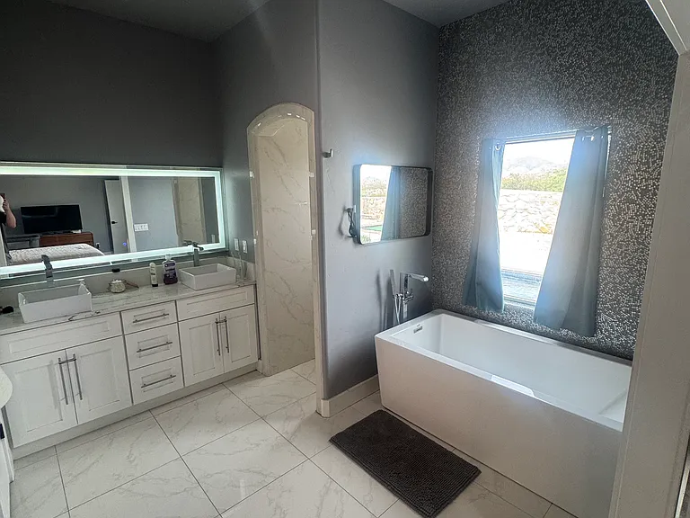 4402 La Cienaga Pl — Photo 13