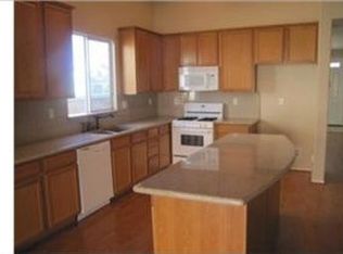 6290 Cattleman Dr, Corona, CA 92880