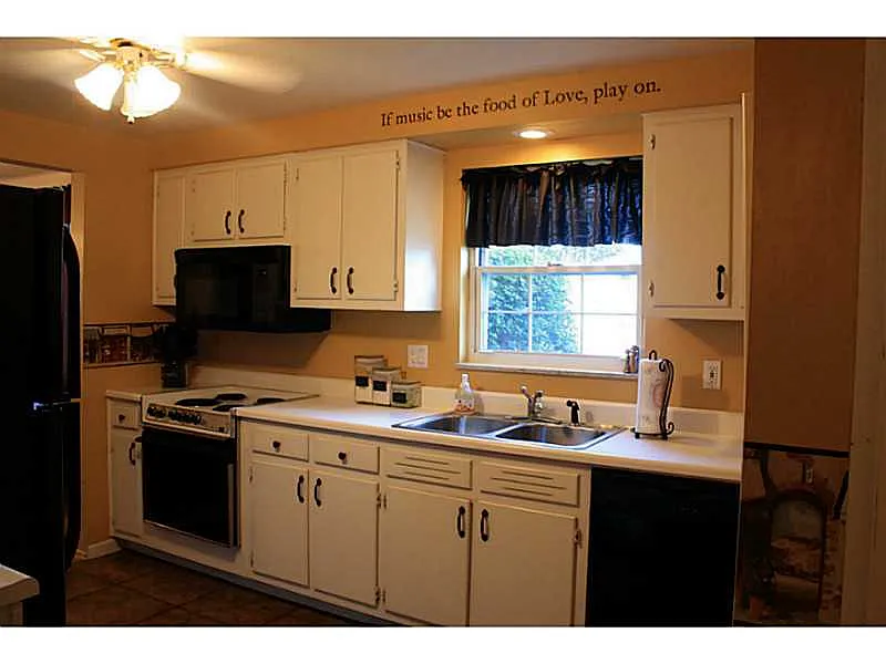 2099 Ridge Rd photo 1