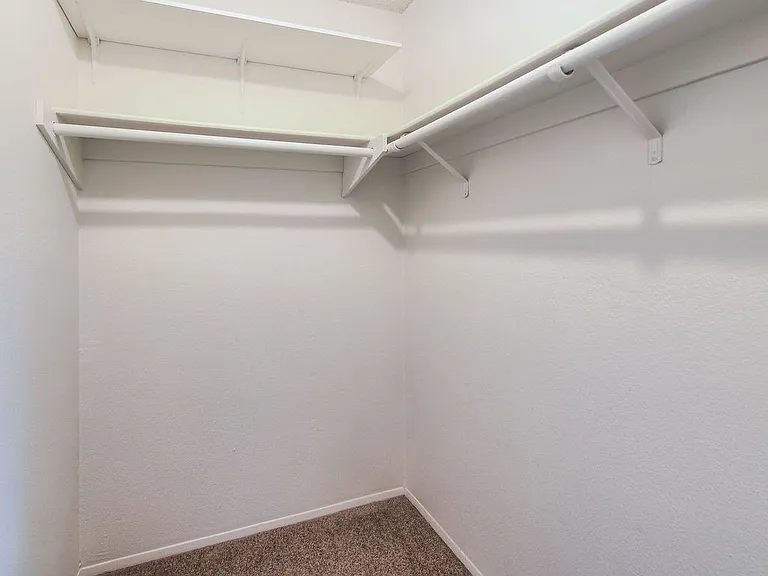 Canyon Springs Townhome Apartments — Photo 13