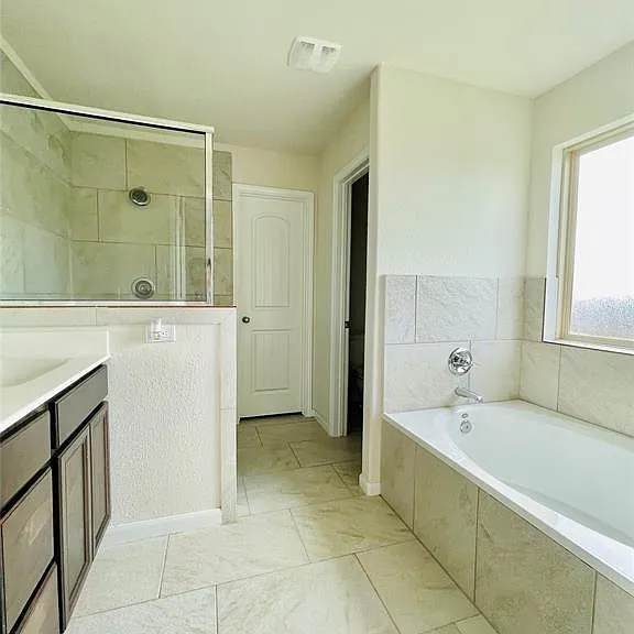 21335 Cypress Live Oak Dr — Photo 10