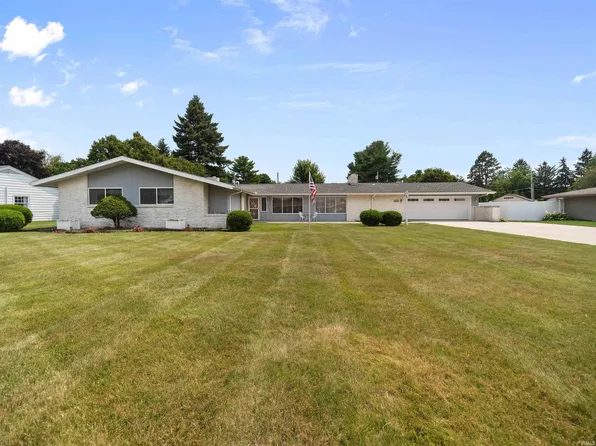 8914 Maravilla Dr, Fort Wayne, IN 46815