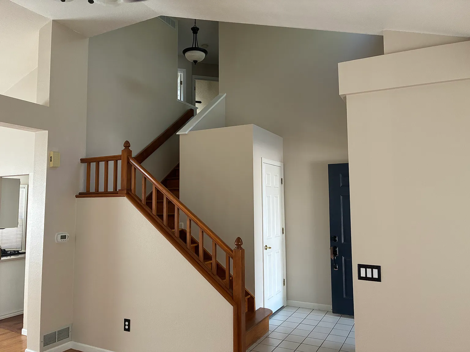 4 bed, 2453 sqft, $3,300 — Photo 3