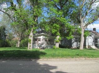 807 3rd Ave SW, Pipestone, MN 56164