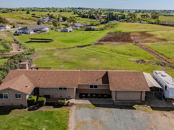 2nd image of 3050 Grapevine Gulch Rd