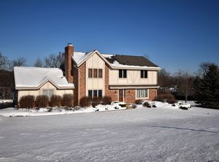 S77W29760 High Cross Dr, Mukwonago, WI 53149