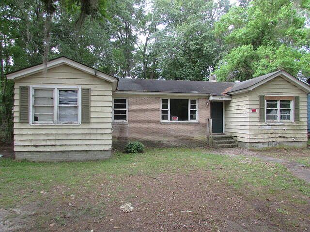 1st image of 428 Robney Dr
