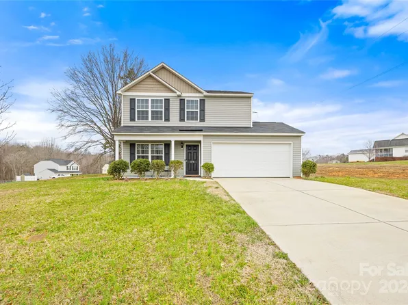 276 Columbia Dr, Linwood, NC 27299