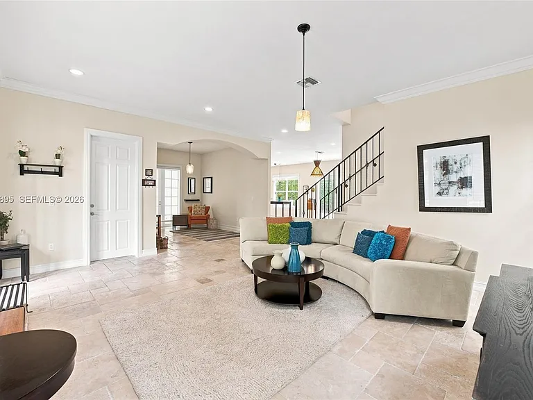 1419 SW 21st Ct — Photo 6