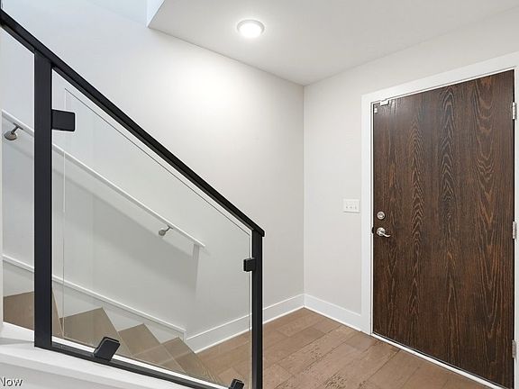4th image of 7312 Catlin Court