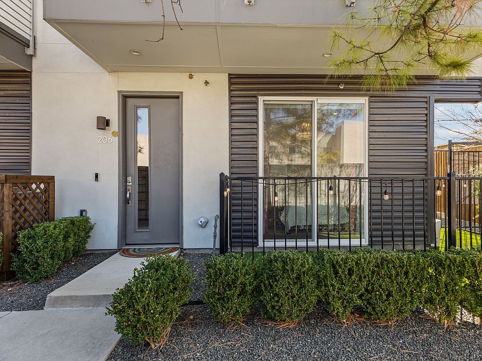 1st image of 4545 Bowser Ave #206