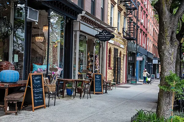 Rented by MNS | media 19