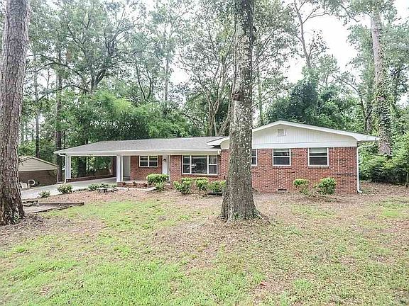 5th image of 1905 Sherwood Dr