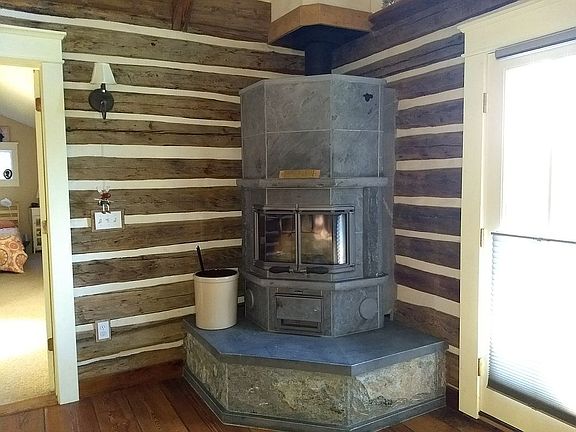 Tulikivi fireplace.