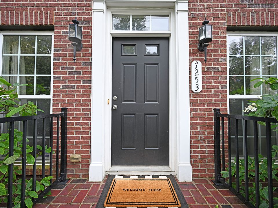 7253 Mariemont Cres, Cincinnati, OH 45227 Zillow