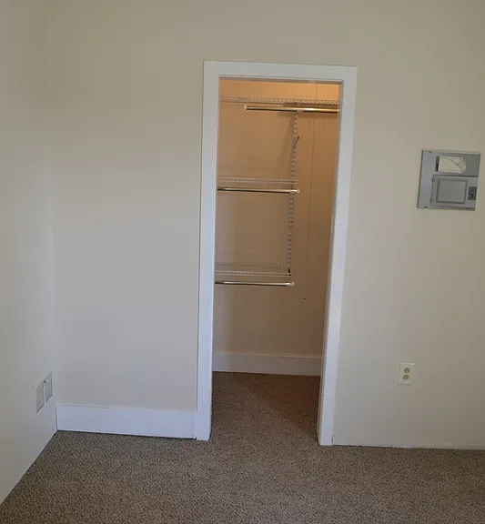 522 W 3rd St #1W — Photo 7