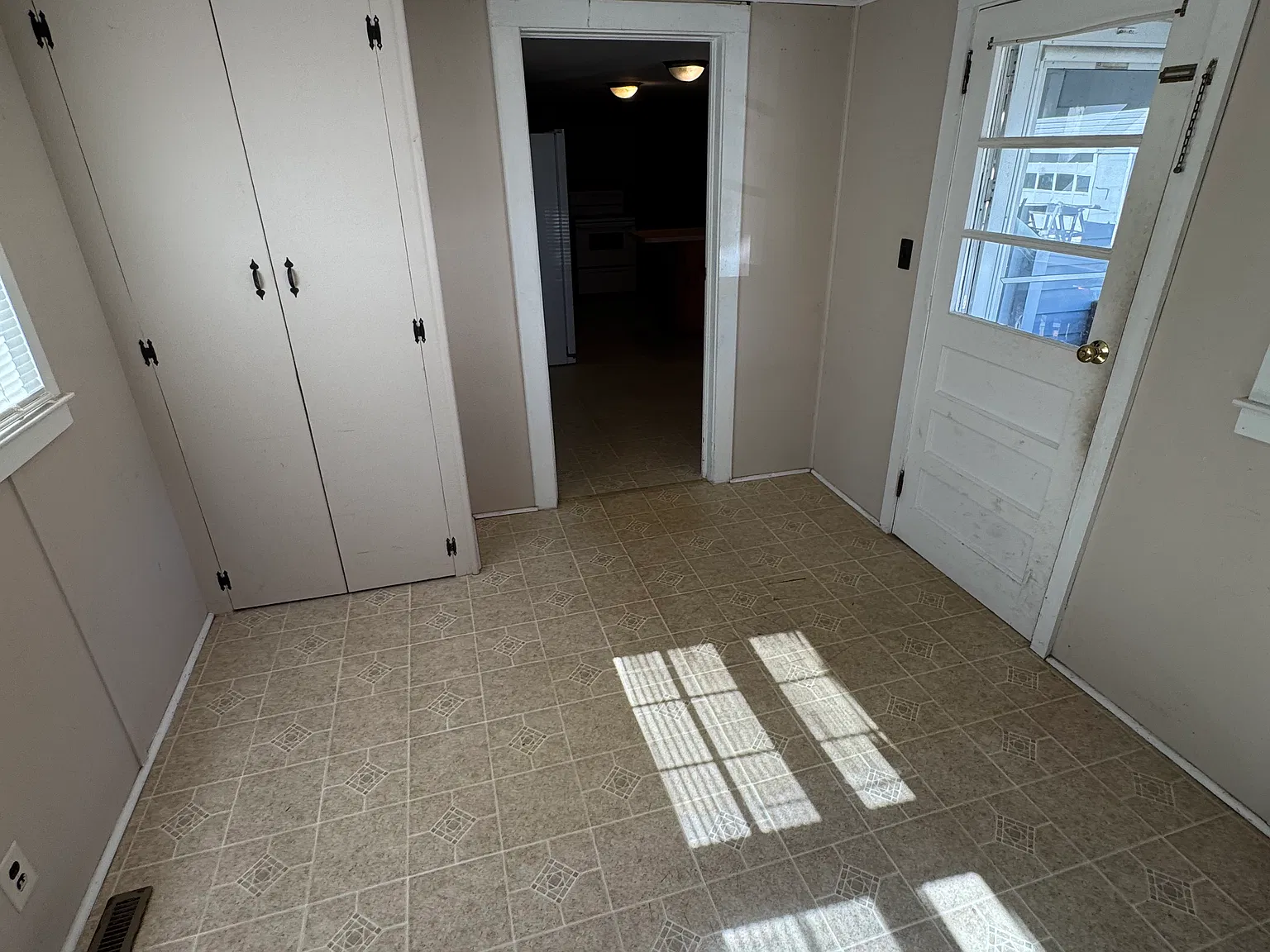 334 Stoney Mountain Rd — Photo 4