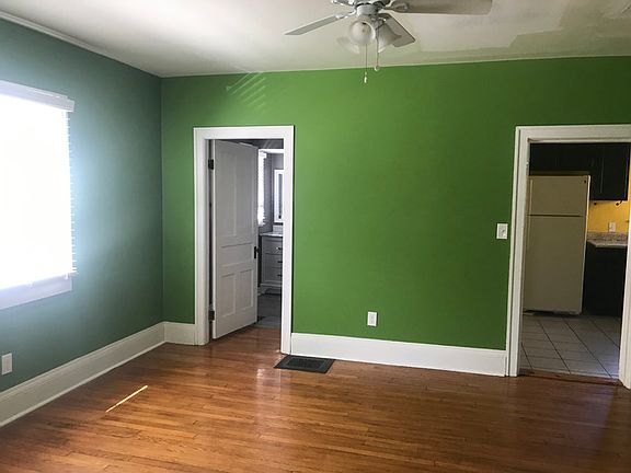 5th image of 113 Perrin St APT 1