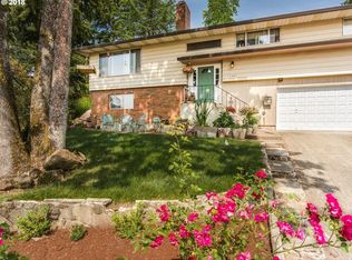 17901 Madrona Ct, Gladstone, OR 97027