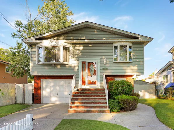 109 Barclay Ave, Staten Island, NY 10312