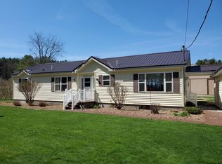 298 Houseman St, Mayfield, NY 12117
