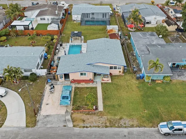 7121 Wilson St, Hollywood, FL 33024