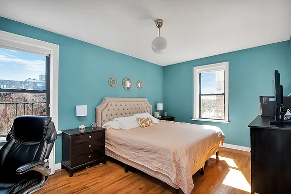 Sold by Ilite Realty Inc | media 7