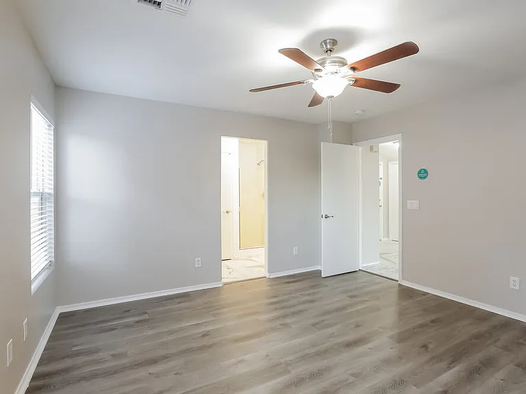 11845 W Lupine Ave — Photo 15