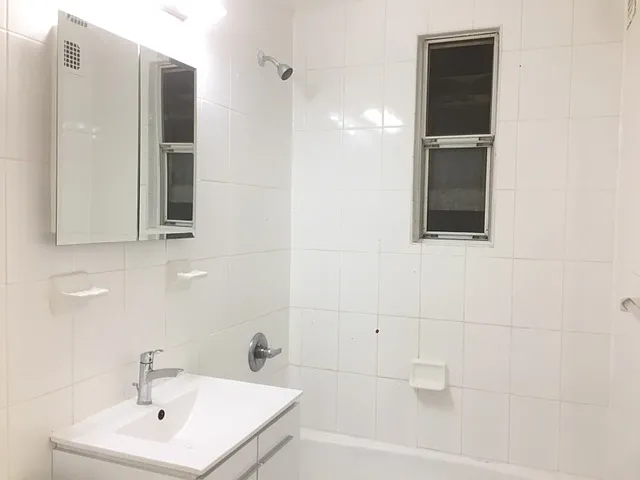 400 Rugby Rd #5C — Photo 9